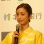 ▲VisaデビットのCMキャラクターを3年間務めているタレントの上戸 彩さん。浴衣の着用は、撮影では30代になって初めてとのこと