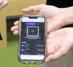 【写真あり】「米ドル建てステーブルコインのUSDCを日本の加盟店で使ってみる」、ネットスターズが実機でデモンストレーションを披露